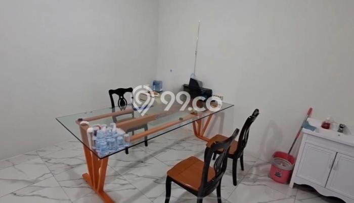 Gudang bagus disewakan di Curug Tangerang dengan LB 1300m2 harga sewa terbaik Gudang bagus disewakan di Curug Tangerang dengan LB 1300m2 harga sewa terbaik