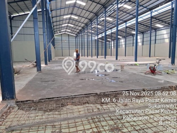 Unit Gudang disewakan di Pasar Kemis Tangerang dengan LT 5750m2 / LB 4290m2 Unit Gudang disewakan di Pasar Kemis Tangerang dengan LT 5750m2 / LB 4290m2