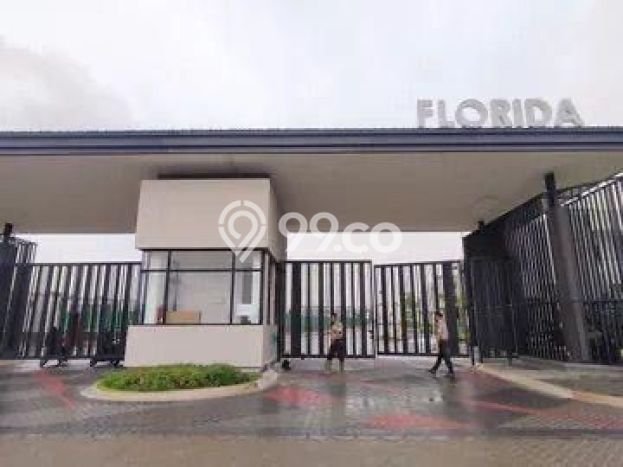 Ready to Use! Luxury House LT 100m2 Desain Modern di Pantai Indah Kapuk 2 Ready to Use! Luxury House LT 100m2 Desain Modern di Pantai Indah Kapuk 2