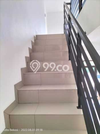 Dijual Rumah Premium dengan Fasilitas Sekitar Lengkap di Rawalumbu, Bekasi Dijual Rumah Premium dengan Fasilitas Sekitar Lengkap di Rawalumbu, Bekasi