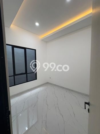 Jual Rumah Luas Megah Dengan View Eksklusif di Kalideres, Jakarta Barat Jual Rumah Luas Megah Dengan View Eksklusif di Kalideres, Jakarta Barat