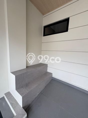 Jual Rumah Luas Megah Dengan View Eksklusif di Kalideres, Jakarta Barat Jual Rumah Luas Megah Dengan View Eksklusif di Kalideres, Jakarta Barat