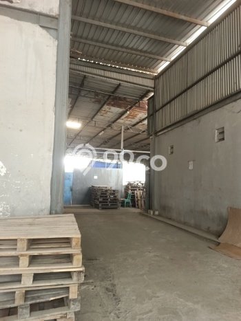 Gudang disewakan di Cengkareng Jakarta Barat dengan luas bangunan 1400m2 Gudang disewakan di Cengkareng Jakarta Barat dengan luas bangunan 1400m2