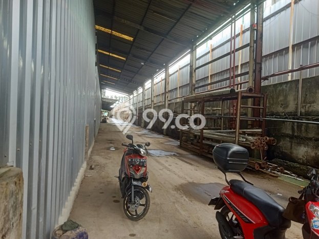 Unit Gudang Disewakan di Daan Mogot di Area Ramai & Strategis Unit Gudang Disewakan di Daan Mogot di Area Ramai & Strategis