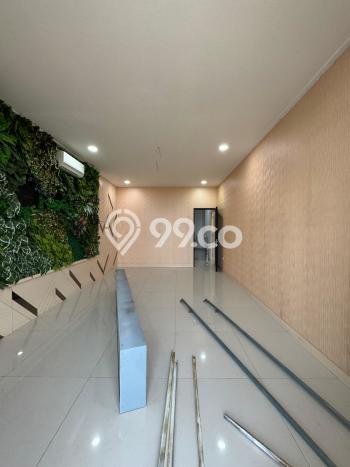 Jual Ruko Kawasan Strategis Kawasan Ebony Island, Luas 360m2m², Jalan Utama Jual Ruko Kawasan Strategis Kawasan Ebony Island, Luas 360m2m², Jalan Utama