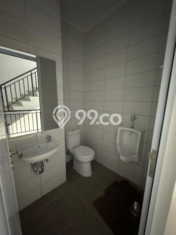 LOKASI STRATEGIS! Ruko For Rent Kawasan Pantai Indah Kapuk 2, Luas 196m², Lokasi Niaga LOKASI STRATEGIS! Ruko For Rent Kawasan Pantai Indah Kapuk 2, Luas 196m², Lokasi Niaga