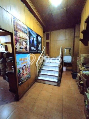 Ruko Bagus Dijual di Roxy Jakarta Pusat Strategis Cocok untuk Kembangkan Bisnis Ruko Bagus Dijual di Roxy Jakarta Pusat Strategis Cocok untuk Kembangkan Bisnis