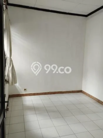 FEATURED! Rumah Asri area Antapani, Luas 330m2m² LB 250m2m² FEATURED! Rumah Asri area Antapani, Luas 330m2m² LB 250m2m²