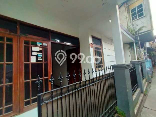 Jual Rumah Strategis Bagus Punya 3 KT di Astanaanyar Bandung SHM Jual Rumah Strategis Bagus Punya 3 KT di Astanaanyar Bandung SHM