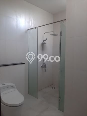 KESEMPATAN TERBAIK! Rumah Nyaman area Gedebage, LT 190m2m² Bangunan 196m2m² KESEMPATAN TERBAIK! Rumah Nyaman area Gedebage, LT 190m2m² Bangunan 196m2m²