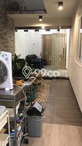HARGA SPECIAL! Rumah Strategis lokasi Taman Kopo Indah, LT 110m² Bangunan 100m² HARGA SPECIAL! Rumah Strategis lokasi Taman Kopo Indah, LT 110m² Bangunan 100m²