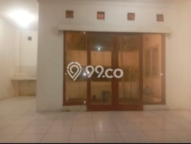 Disewakan Rumah Murah di Muara Bandung dengan 4 Kamar Tidur Disewakan Rumah Murah di Muara Bandung dengan 4 Kamar Tidur
