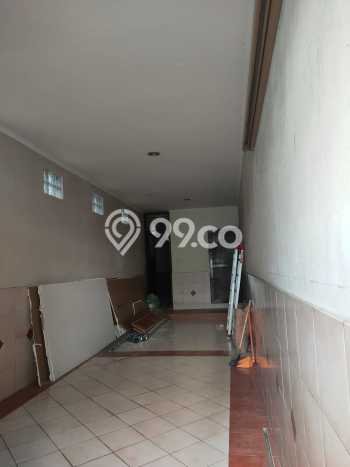 For Sale! Luxury House LT 220m2 Desain Modern di Otista For Sale! Luxury House LT 220m2 Desain Modern di Otista