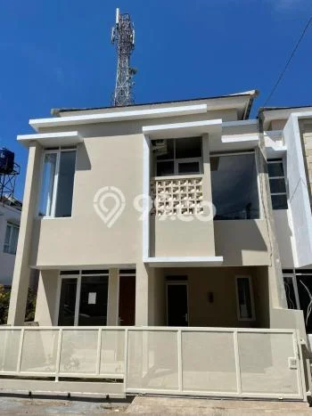 Jual Rumah Bagus Siap Huni LB 80m2 di Jatinangor, Sumedang Jual Rumah Bagus Siap Huni LB 80m2 di Jatinangor, Sumedang