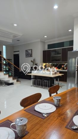Ready to Use! Premium House LT 300m2 Desain Modern di Setra Duta Ready to Use! Premium House LT 300m2 Desain Modern di Setra Duta