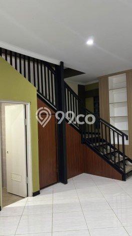 Area Strategis! Disewakan Ruko Lokasi Antapani, Bandung Cocok untuk Bisnis Area Strategis! Disewakan Ruko Lokasi Antapani, Bandung Cocok untuk Bisnis
