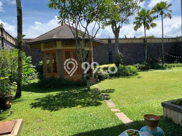 Rumah Luxury Modern Siap Huni di Setiabudi Bandung Rumah Luxury Modern Siap Huni di Setiabudi Bandung