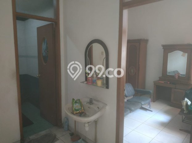 Rumah Luas Asri 4 KT Siap Pakai di BKR Bandung Rumah Luas Asri 4 KT Siap Pakai di BKR Bandung
