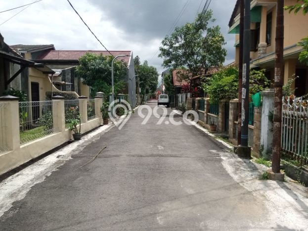 For Sale Hunian Rumah Nyaman 4 KT di Soekarno Hatta, Bandung For Sale Hunian Rumah Nyaman 4 KT di Soekarno Hatta, Bandung