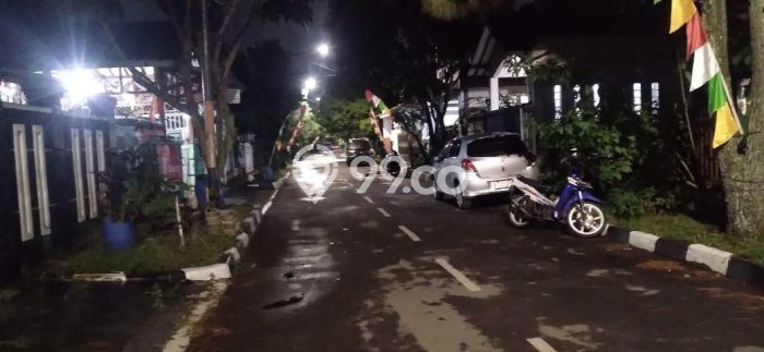 Disewakan Cepat Rumah Kondisi Bagus di Area Antapani, Bandung Disewakan Cepat Rumah Kondisi Bagus di Area Antapani, Bandung