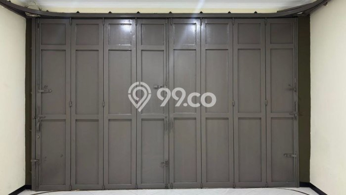Area Strategis! Disewakan Ruko Lokasi Antapani, Bandung Cocok untuk Bisnis Area Strategis! Disewakan Ruko Lokasi Antapani, Bandung Cocok untuk Bisnis