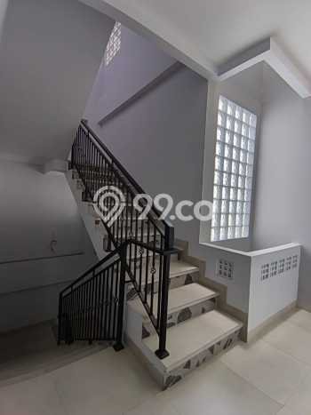 Unit Ruko Dijual di Bandung LT 169m2 & LB 400m2 Unit Ruko Dijual di Bandung LT 169m2 & LB 400m2