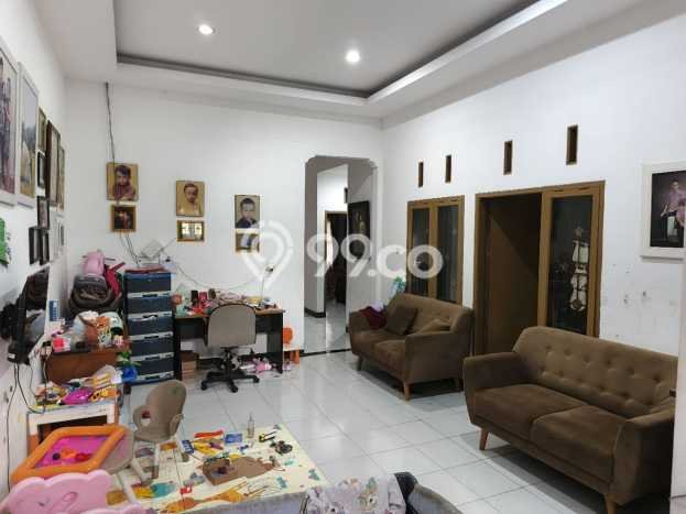 Dijual Rumah 5 Kamar Lokasi Strategis Nyaman dan Strategis di Arcamanik Dijual Rumah 5 Kamar Lokasi Strategis Nyaman dan Strategis di Arcamanik