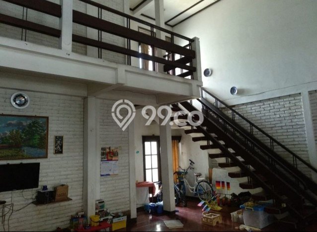 Rumah Elit Modern Tanpa Renovasi di Buah Batu Bandung Rumah Elit Modern Tanpa Renovasi di Buah Batu Bandung