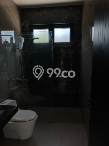 Rumah Luxury Modern Tanpa Renovasi di BSD Puspita Loka Tangerang Rumah Luxury Modern Tanpa Renovasi di BSD Puspita Loka Tangerang