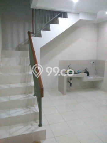 Disewakan! Rumah 2 Kamar Tidur &
2 Kamar Mandi di Gading Serpong, Tangerang Disewakan! Rumah 2 Kamar Tidur &
2 Kamar Mandi di Gading Serpong, Tangerang