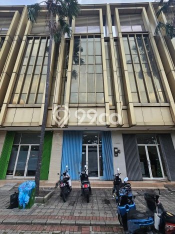 Lokasi Strategis! Dijual Ruko Bisnis di Cengkareng, Jakarta Barat Kondisi Baik Lokasi Strategis! Dijual Ruko Bisnis di Cengkareng, Jakarta Barat Kondisi Baik