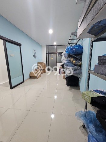 Lokasi Strategis! Dijual Ruko Bisnis di Cengkareng, Jakarta Barat Kondisi Baik Lokasi Strategis! Dijual Ruko Bisnis di Cengkareng, Jakarta Barat Kondisi Baik