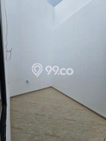 Rumah Elit LB 185m2 Siap Pakai Desain Elegan di Tanjung Duren, Jakarta Barat Rumah Elit LB 185m2 Siap Pakai Desain Elegan di Tanjung Duren, Jakarta Barat