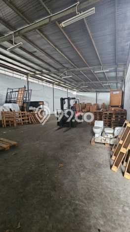 Gudang Bagus Dijual LB 1300m2 Lokasi Strategis Jakarta Barat Area Cocok untuk Berbisnis Gudang Bagus Dijual LB 1300m2 Lokasi Strategis Jakarta Barat Area Cocok untuk Berbisnis