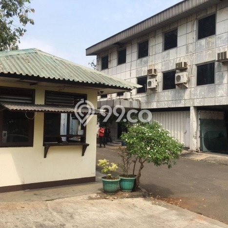 Gudang Strategis Kawasan Pulo Gadung, Luas 3572m², Pusat Niaga Gudang Strategis Kawasan Pulo Gadung, Luas 3572m², Pusat Niaga