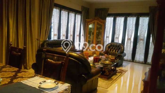 Rumah LT 450m² Lokasi Asri di Harapan Indah, Bekasi Rumah LT 450m² Lokasi Asri di Harapan Indah, Bekasi