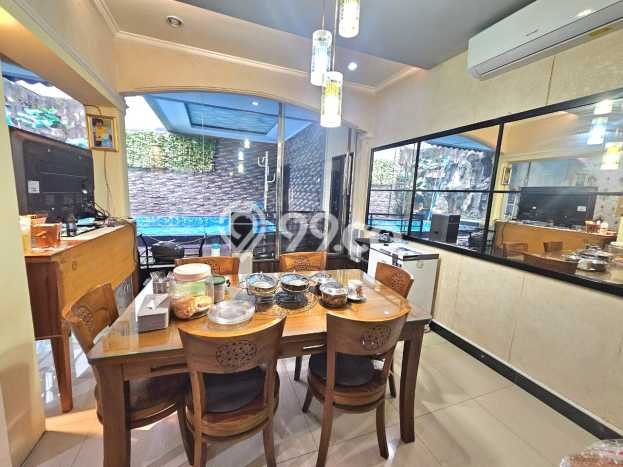 Jual Rumah Mewah Megah Dengan View Eksklusif di Pulogebang, Jakarta Timur Jual Rumah Mewah Megah Dengan View Eksklusif di Pulogebang, Jakarta Timur