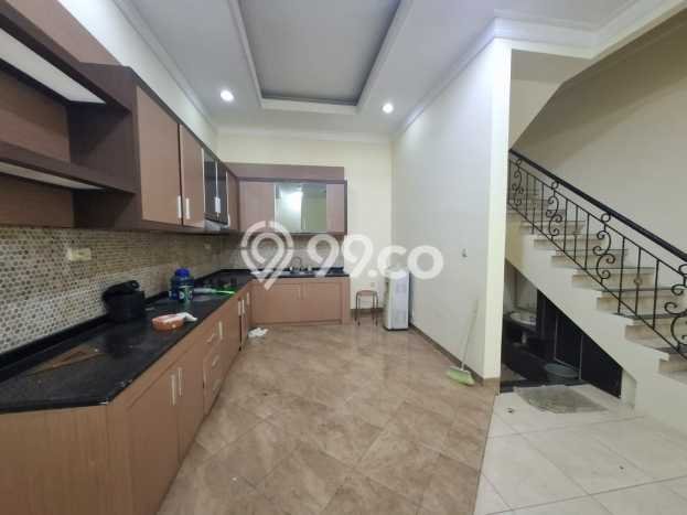 Dijual Rumah Premium dengan Fasilitas Sekitar Lengkap di Kelapa Gading, Jakarta Utara Dijual Rumah Premium dengan Fasilitas Sekitar Lengkap di Kelapa Gading, Jakarta Utara