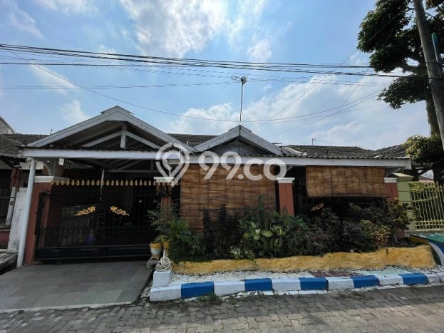 BEST INVESTMENT! Rumah di Araya, LT 170m² LB 200m² BEST INVESTMENT! Rumah di Araya, LT 170m² LB 200m²