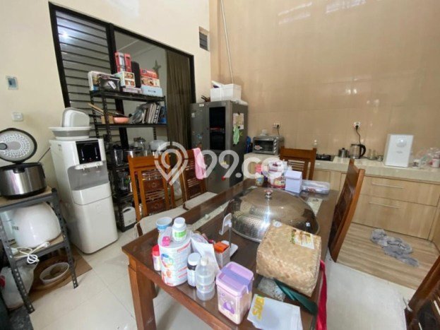 Rumah Modern LT 212m2m² Terawat di Kompleks Perumahan , Malang Rumah Modern LT 212m2m² Terawat di Kompleks Perumahan , Malang