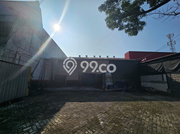 PRIME LOCATION! Gudang Kawasan Blimbing, Luas 400m2m², Kawasan Ramai, Siap Untuk Digunakan PRIME LOCATION! Gudang Kawasan Blimbing, Luas 400m2m², Kawasan Ramai, Siap Untuk Digunakan