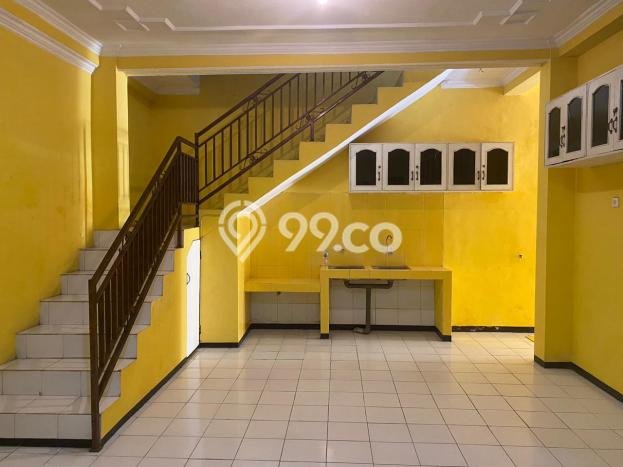 For Sale Hunian Rumah Terawat 7 Kamar di Sumbersari, Malang For Sale Hunian Rumah Terawat 7 Kamar di Sumbersari, Malang