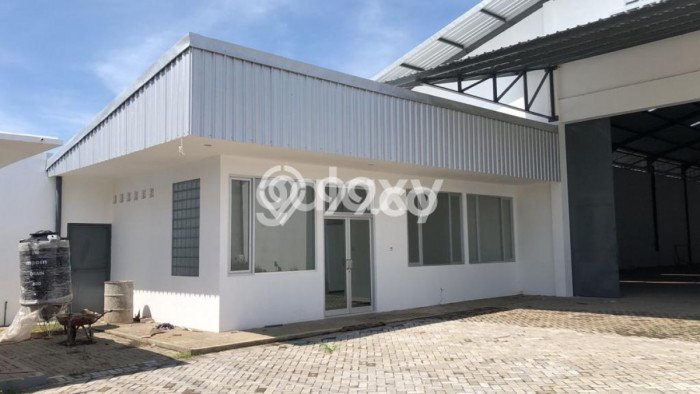 Untuk Disewa Gudang di Pakis Malang LT 2000m2, LB 1680m2 Untuk Disewa Gudang di Pakis Malang LT 2000m2, LB 1680m2