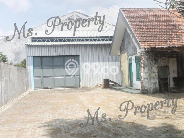 Unit Gudang disewakan di Blimbing Malang dengan LT 1500m2 / LB 850m2 Unit Gudang disewakan di Blimbing Malang dengan LT 1500m2 / LB 850m2