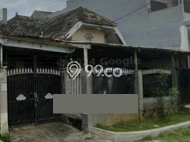 Rumah LT 240m² / LB 200m² di Lokasi Dau, Malang Rumah LT 240m² / LB 200m² di Lokasi Dau, Malang