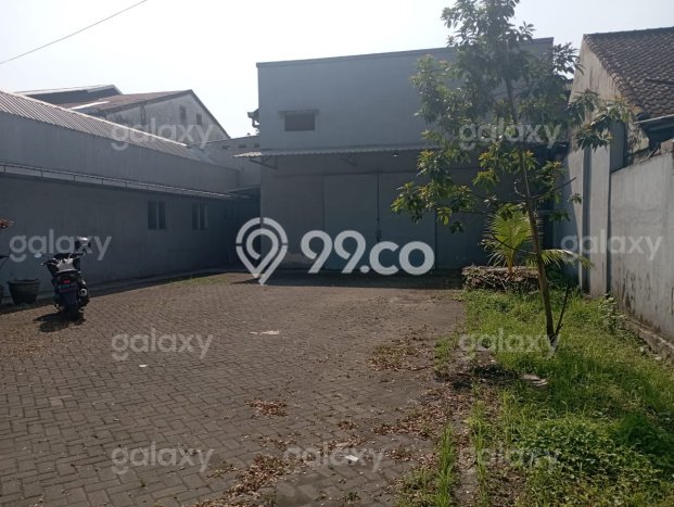 Gudang Kawasan Malang Kota, Luas 400m², Jalan Utama, Siap Operasional Gudang Kawasan Malang Kota, Luas 400m², Jalan Utama, Siap Operasional