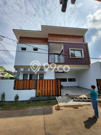 Rumah Mewah Dijual LT 137m2 di Serpong, Tangerang Selatan Rumah Mewah Dijual LT 137m2 di Serpong, Tangerang Selatan