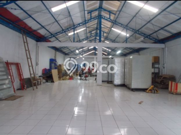 Unit Gudang Dijual di Cikupa Tangerang Luas Bangunan 400m2 Unit Gudang Dijual di Cikupa Tangerang Luas Bangunan 400m2