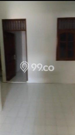 Lokasi strategis! Rumah siap pakai disewakan di Cipondoh LB 61m2 Lokasi strategis! Rumah siap pakai disewakan di Cipondoh LB 61m2