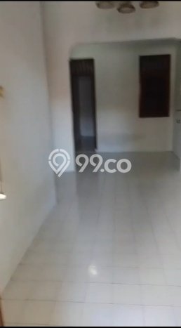 Lokasi strategis! Rumah siap pakai disewakan di Cipondoh LB 61m2 Lokasi strategis! Rumah siap pakai disewakan di Cipondoh LB 61m2